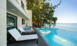 사천 더메르 풀빌라