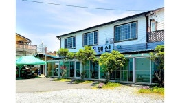 충청서산간월도노래방펜션