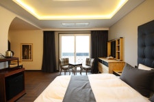 진해브라운도트호텔