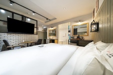 호텔 야자 구리 수택점