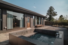 너그러이 제주(신규오픈 자쿠지 무료)