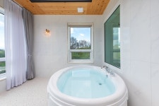 강릉 경포디슬로펜션