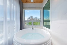 강릉 경포디슬로펜션