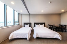 더트리니 어반스위트