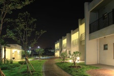 콤마 앤 리조트