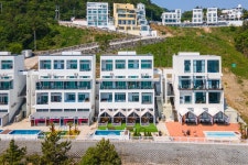 여수 디 오아시스 자쿠지&풀빌라