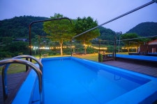 청주 크레파스펜션