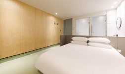 호텔 루고 (HOTEL RUGO)