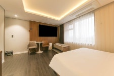 전주 호텔 투썸스테이 서신점