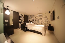 종로 호텔팝 리즈 프리미어