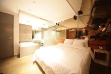 종로 호텔팝 리즈 프리미어