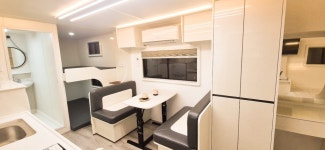 계곡에풍덩펜션캠핑장