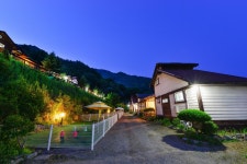 하늘과땅사이애견펜션