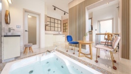 강릉 끄레소스테이 풀빌라 스파 펜션