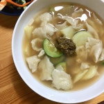 블라인드 | 여행·먹방: 청주 집밥 수제비 여행·먹방: 청주 집밥 수제비