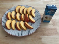 블라인드 | 여행·먹방: 아침 과일 여행·먹방: 아침 과일 