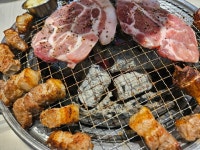 명륜진사갈비 서울상도점 - 상도동 고깃집 | 뽈레 Polle [명륜진사갈비 서울상도점] 상도동 고깃집 | 뽈레 Polle