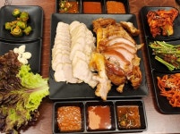귀한족발 왕십리점 - 왕십리 한식 | 뽈레 Polle [귀한족발 왕십리점] 왕십리 한식 | 뽈레 Polle