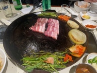 압구정진주 한남직영점 - 한남동 돼지고기 | 뽈레 Polle [압구정진주 한남직영점] 한남동 돼지고기 | 뽈레 Polle