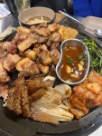 돼봉 삼겹살 - 상봉동 돼지고기 | 뽈레 Polle [돼봉 삼겹살] 상봉동 돼지고기 | 뽈레 Polle