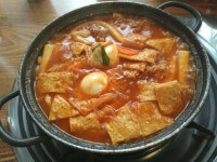 모범떡볶이와 수제돈가스 선릉점 - 역삼동 즉석떡볶이 | 뽈레 Polle [모범떡볶이와 수제돈가스 선릉점] 역삼동 즉석떡볶이 | 뽈레 Polle