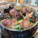 배터지는집 손칼국수명가 - 강화도 해산물 | 뽈레 Polle [배터지는집 손칼국수명가] 강화도 해산물 | 뽈레 Polle