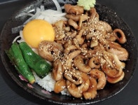 홍대 개미 파르나스몰점 - 스타필드 코엑스몰 돈부리 | 뽈레 Polle [홍대 개미 파르나스몰점] 스타필드 코엑스몰 돈부리 | 뽈레 Polle