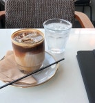 분더킨트 - 남현동 카페 | 뽈레 Polle [분더킨트] 남현동 카페 | 뽈레 Polle