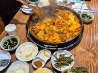 [오근내 8 닭갈비 여의도 TP타워점] 여의도 점심 먹는 케켁님의 리뷰 2025/9/11