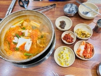 [압구정 돌솥밥 찌개마을 공릉본점] 웅치님의 추천 리뷰 2022/5/12