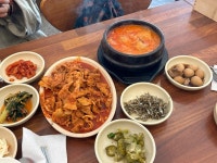 벗이 있는 집 - 경희대 한식 | 뽈레 Polle [벗이 있는 집] 경희대 한식 | 뽈레 Polle