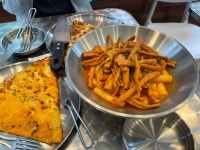 먼투썬피자 목동파리공원점 - 목동 피자 | 뽈레 Polle [먼투썬피자 목동파리공원점] 목동 피자 | 뽈레 Polle