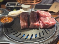 [돼지 명가] 코로몬님의 리뷰 2024/10/26