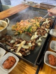 당구대 장작 통 철판삼겹살 - 용두동 고깃집 | 뽈레 Polle [당구대 장작 통 철판삼겹살] 용두동 고깃집 | 뽈레 Polle