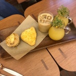 [콜렉티보 한남점] 졍졍님의 포스트 2018/5/28