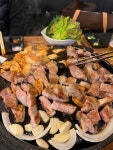 솥뚜껑 제주 삼겹살 - 서울대입구역 고깃집 | 뽈레 Polle [솥뚜껑 제주 삼겹살] 서울대입구역 고깃집 | 뽈레 Polle