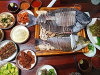 [엄마손 횟집] 찐맛집만올리는사람님의 추천 리뷰 2022/12/15