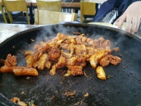 강촌 우미 숯불닭갈비 - 남산면 닭갈비 | 뽈레 Polle [강촌 우미 숯불닭갈비] 남산면 닭갈비 | 뽈레 Polle