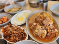 장독대 김치찜 김치찌개 용산점 - 한강로3가 김치찌개 | 뽈레 Polle [장독대 김치찜 김치찌개 용산점] 한강로3가 김치찌개 | 뽈레 Polle