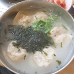 [전통만두국] 후루룩짭짭님의 추천 리뷰 2023/4/10