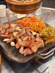 평화김해뒷고기 건대점 - 건대 고깃집 | 뽈레 Polle [평화김해뒷고기 건대점] 건대 고깃집 | 뽈레 Polle