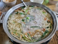 봉창이 해물칼국수 - 용암동 칼국수 | 뽈레 Polle [봉창이 해물칼국수] 용암동 칼국수 | 뽈레 Polle