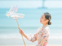 요즘 추세에 맞는 인물사진과 제품사진을 찍어드립니다 | 30... 총 평점 5점의 콘텐츠 제작, 사진촬영, 사진촬영 서비스 | 프리랜서마켓 No. 1 크몽