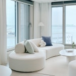 푸른 바다가 인테리어 포인트! 다섯 가족의 모던 하우스, 인테리어 컨설팅 포트폴리오 - 크몽