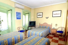 호스탈 프라자 디오트 | 2023년 최신 가격 | 호텔 | 스카이스캐너