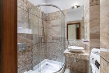 레인보우 아파트먼츠 1 | 2023년 최신 가격 | 호텔 | 스카이스캐너