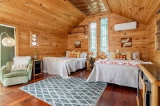 New Park Event Venue & Suites | 2023년 최신 가격 | 호텔 | 스카이스캐너