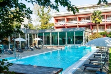 호텔 슈첸 | 2023년 최신 가격 | 호텔 | 스카이스캐너