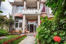 Beyond the Clouds Youth Hostel | 2023년 최신 가격 | 호텔 | 스카이스캐너