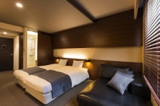 초요 테이 - 스카이스캐너 호텔